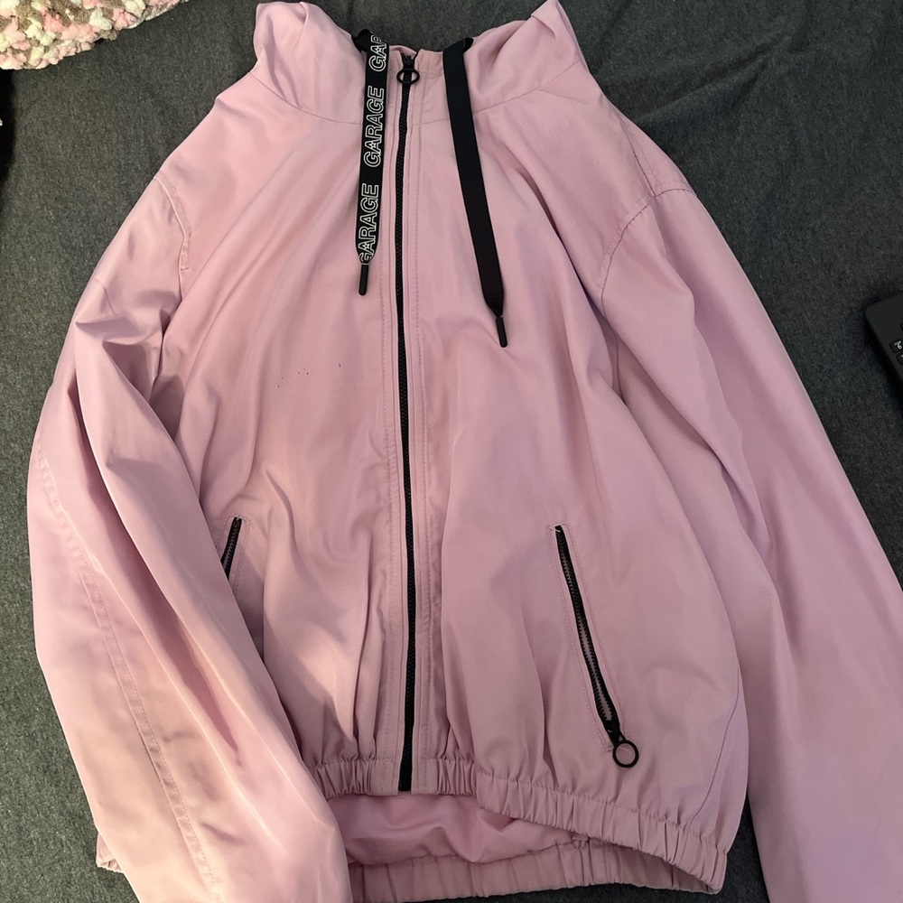 garage windbreaker